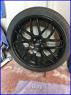 22 Landrover Range Rover black alloy wheels tyres, wheel nuts, locking nuts