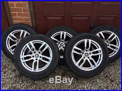 5 Wheels and Tyres (255/55 R18) from Land Rover Discovery, nuts & lock nuts