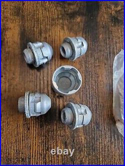 Genuine Jaguar X-type & S-type Locking Wheel Nut Kit
