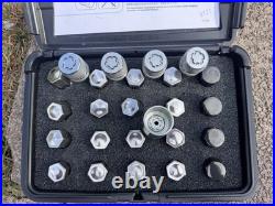 Genuine Range Rover L405 Locking Wheel Nuts Set 077505 OEM