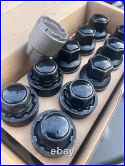 Genuine Range Rover Sport L494 Vogue L405 Black Wheel Nuts And Lock Set Set