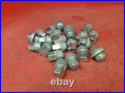 Jaguar F-pace Mk1 2021 Set Of Wheel Nuts + Locking Bolt