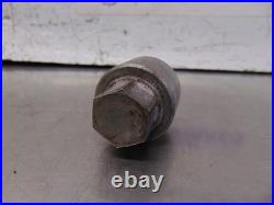 Jaguar XJ Locking Wheel Nut X350 03-09 Single Key Code D