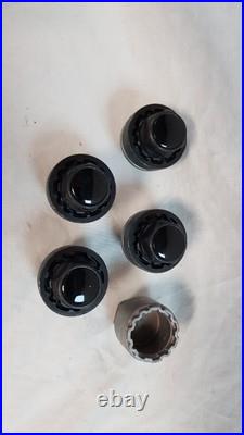 Land Range Rover VPLGW0170 Genuine Original Black Locking Wheel Nut Set