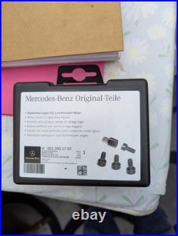 Mercedes-Benz Locking Wheel Nut Bolt Key Set A0019901707