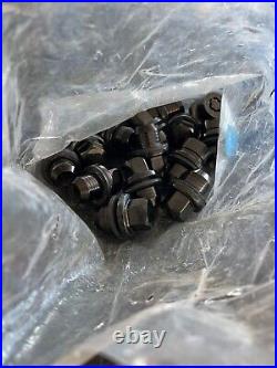 New Range Rover Vogue L405 Black Wheel Nuts & Locking Wheel Nut Set 2013-2022