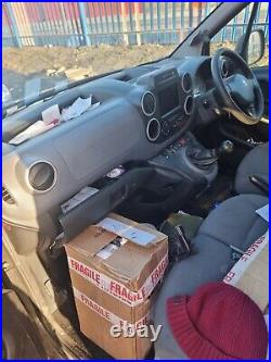 Peugeot Partner Berlingo Van 2016 Facelift 1.6 Blue Hdi Breaking One Wheel Bolt