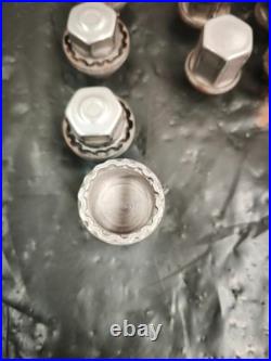 Range Rover Evoque L538 Alloy Wheel Locking Nut & Bolt Set OEM