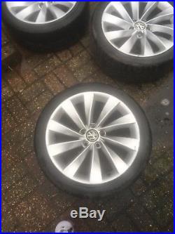 Scirocco alloy wheels with bolts and locking wheel nuts